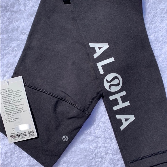 lululemon athletica Pants - Lululemon Align Aloha pants. Size 4.